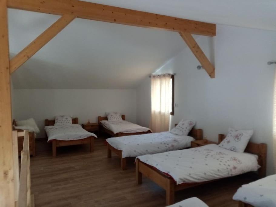 Chalet El Cant Dels Ocells Fillols Buitenkant foto